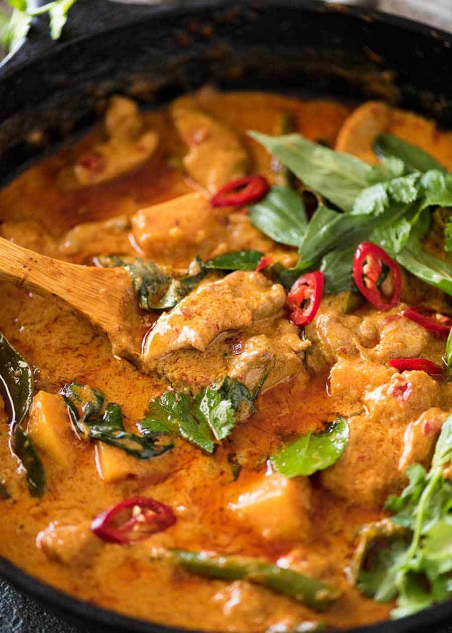 Curry rouge thaï au poulet - Recette de Cuisine Facile