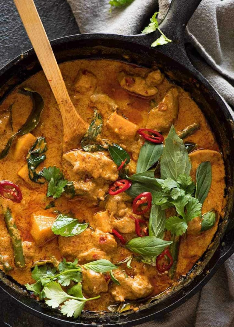 Curry rouge thaï au poulet - Recette de Cuisine Facile